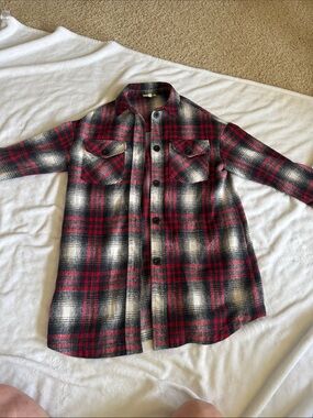 eesome Red and Black Plaid Pea Coat